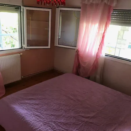Holiday home Zeli's *